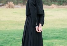 梨瑾瑾 - NO.16 户外黑长服 [20P-263MB]-美图岛