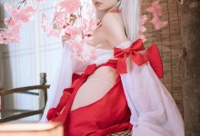 阿半今天很开心 –  可畏巫女-美图岛